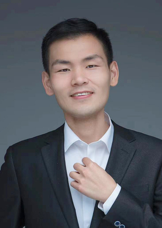 杨天宇.jpg