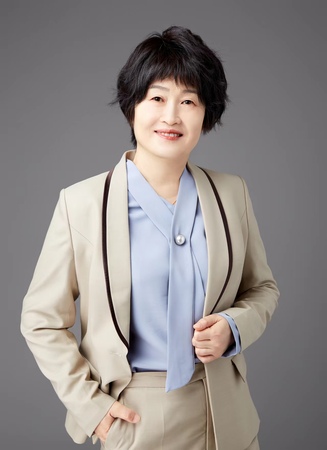 邵庆梅.jpg